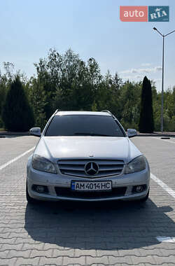 Универсал Mercedes-Benz C-Class 2008 в 