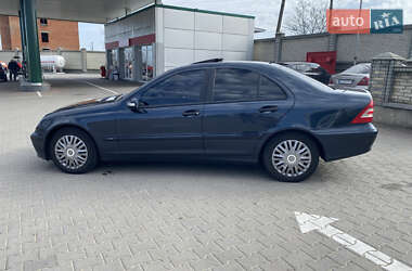 Седан Mercedes-Benz C-Class 2004 в 