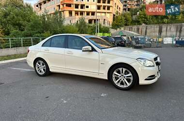 Седан Mercedes-Benz C-Class 2011 в Києві