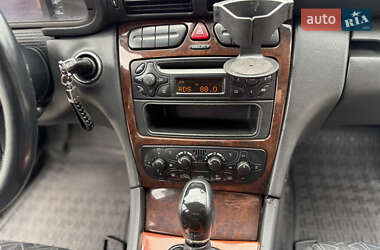 Седан Mercedes-Benz C-Class 2001 в 