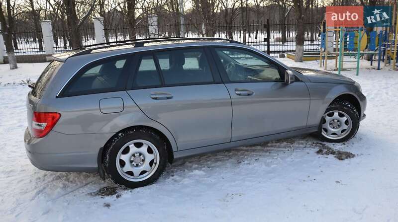 Універсал Mercedes-Benz C-Class 2013 в Краматорську