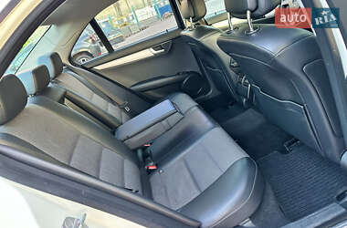 Седан Mercedes-Benz C-Class 2011 в 