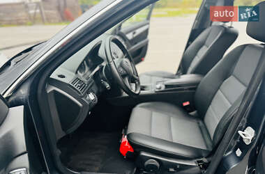 Универсал Mercedes-Benz C-Class 2009 в 