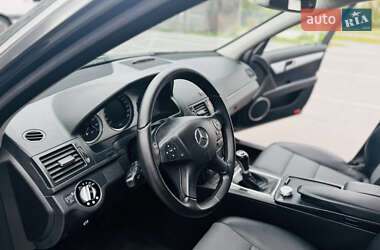 Универсал Mercedes-Benz C-Class 2009 в 
