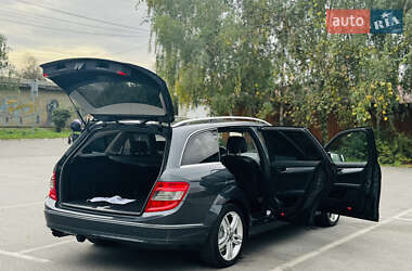 Универсал Mercedes-Benz C-Class 2009 в 