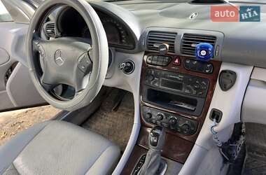 Седан Mercedes-Benz C-Class 2002 в 