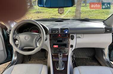 Седан Mercedes-Benz C-Class 2002 в 