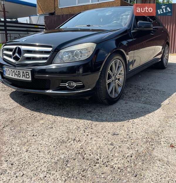 Седан Mercedes-Benz C-Class 2008 в Ужгороде