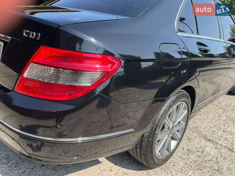 Седан Mercedes-Benz C-Class 2008 в Ужгороде