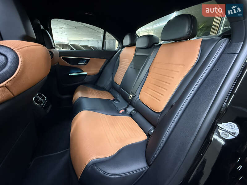 Седан Mercedes-Benz C-Class 2023 в Одессе фото 20 Седан Mercedes-Benz C-Class 2023 в Одессе