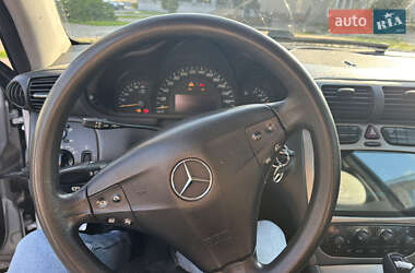 Купе Mercedes-Benz C-Class 2003 в 