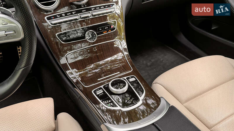 Седан Mercedes-Benz C-Class 2019 в Киеве