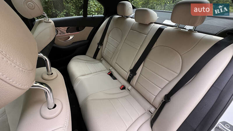 Седан Mercedes-Benz C-Class 2019 в Киеве