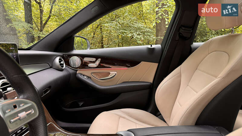 Седан Mercedes-Benz C-Class 2019 в Киеве