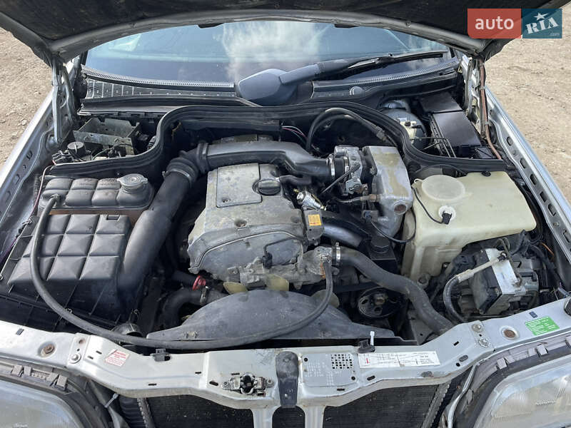 Седан Mercedes-Benz C-Class 1996 в Долині