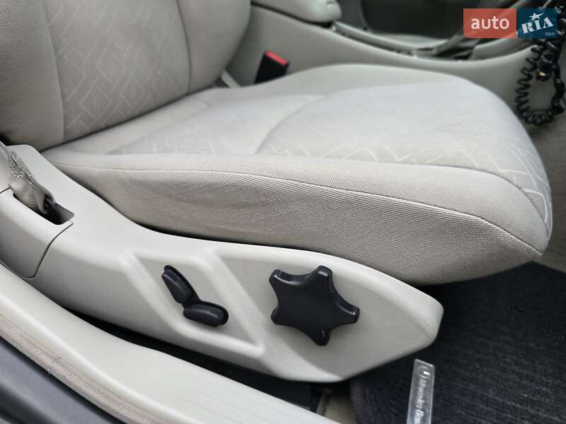 Седан Mercedes-Benz C-Class 2004 в Полтаве