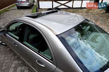 Седан Mercedes-Benz C-Class 2004 в 