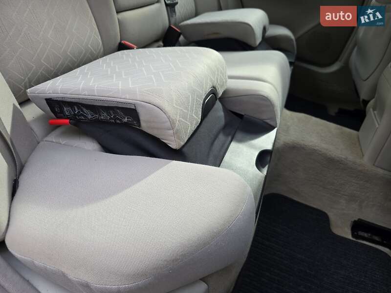 Седан Mercedes-Benz C-Class 2004 в Полтаве