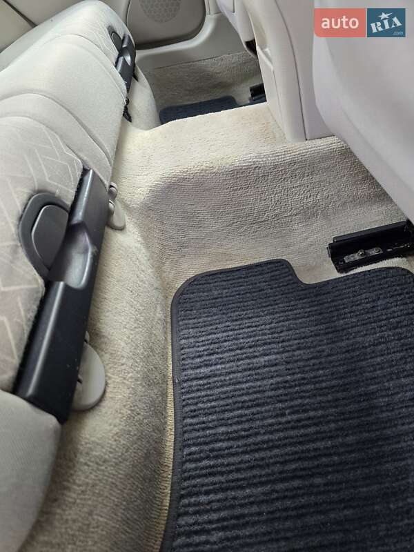 Седан Mercedes-Benz C-Class 2004 в Полтаве