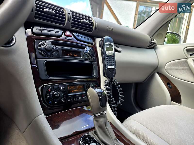 Седан Mercedes-Benz C-Class 2004 в Полтаве