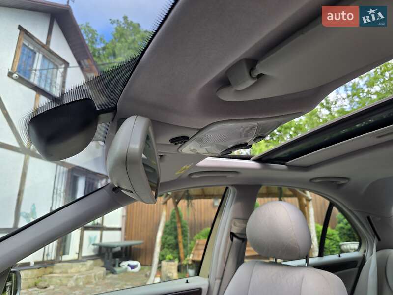 Седан Mercedes-Benz C-Class 2004 в Полтаве