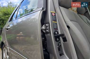 Седан Mercedes-Benz C-Class 2004 в 