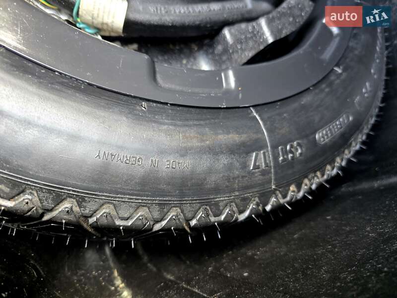 Седан Mercedes-Benz C-Class 2004 в Полтаве