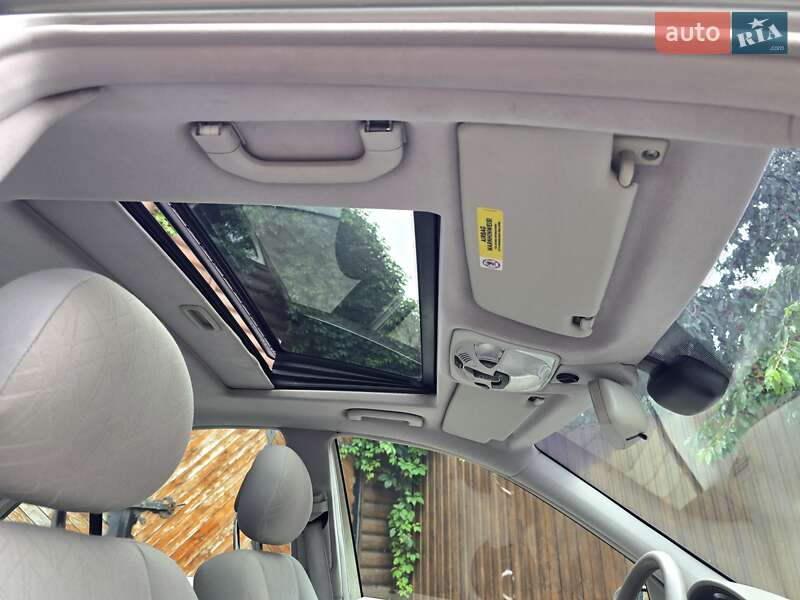 Седан Mercedes-Benz C-Class 2004 в Полтаве