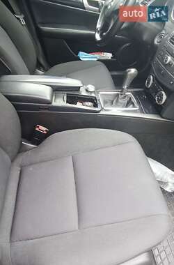 Универсал Mercedes-Benz C-Class 2010 в 