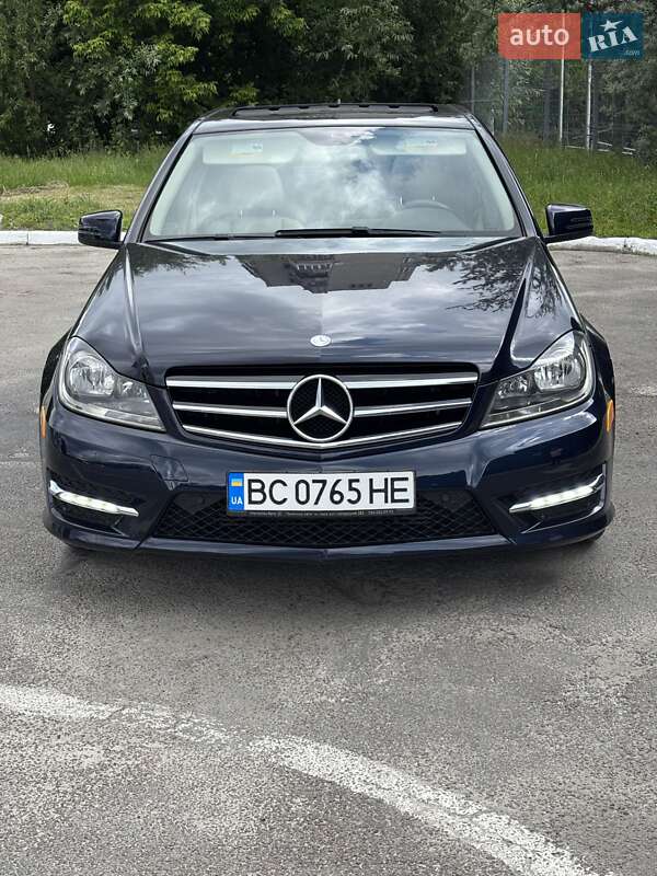 Седан Mercedes-Benz C-Class 2013 в 
