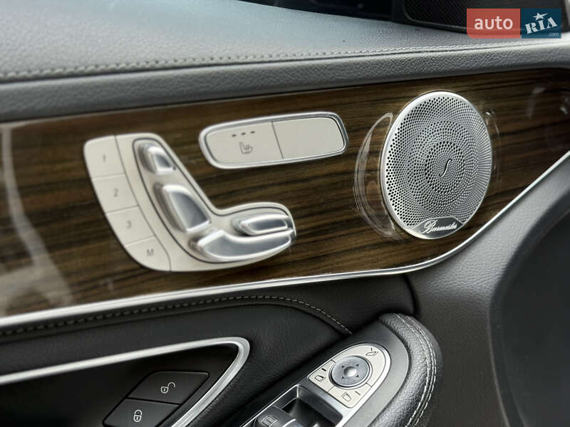 Седан Mercedes-Benz C-Class 2017 в Киеве