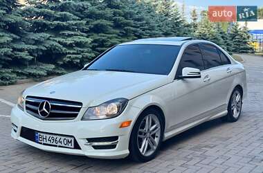 Седан Mercedes-Benz C-Class 2012 в Харкові
