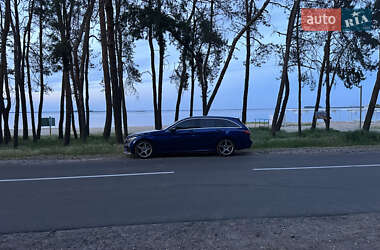 Универсал Mercedes-Benz C-Class 2017 в 