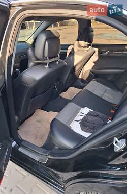 Седан Mercedes-Benz C-Class 2008 в 