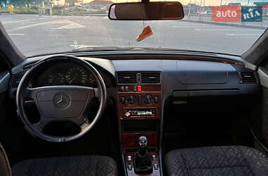 Седан Mercedes-Benz C-Class 1994 в 
