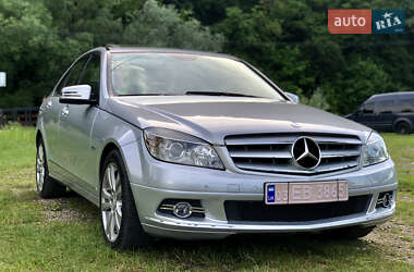 Седан Mercedes-Benz C-Class 2010 в 