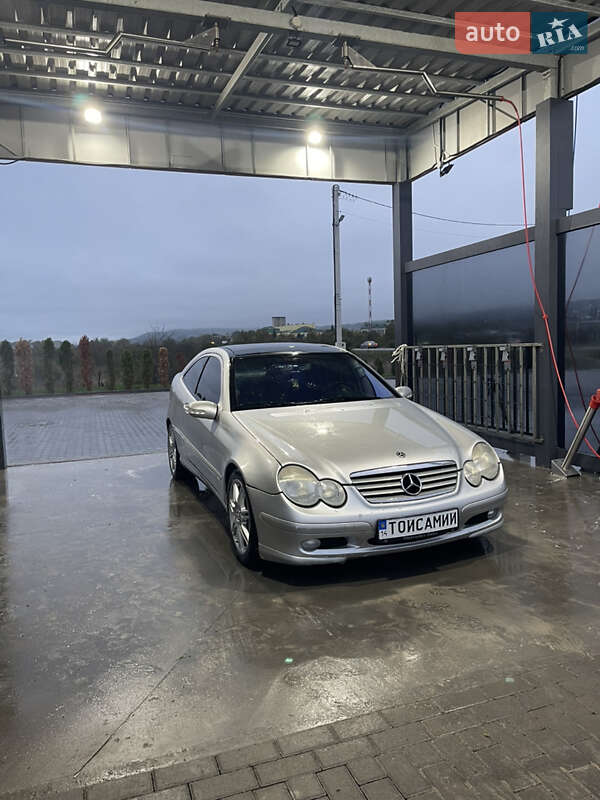 Mercedes-Benz C-Class 2002