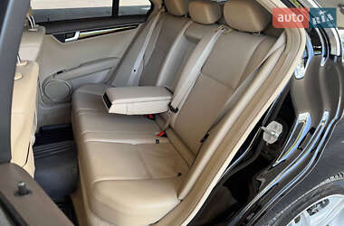 Седан Mercedes-Benz C-Class 2012 в 