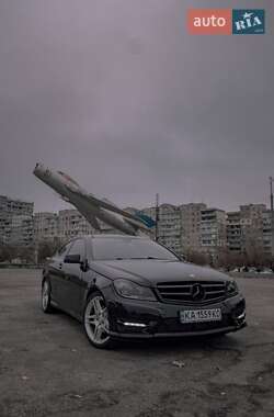 Купе Mercedes-Benz C-Class 2014 в 