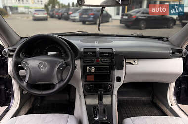 Седан Mercedes-Benz C-Class 2002 в 