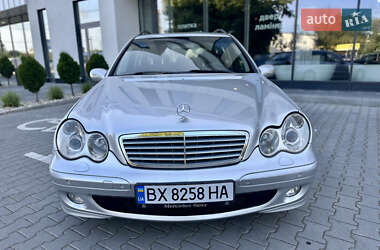 Универсал Mercedes-Benz C-Class 2004 в 