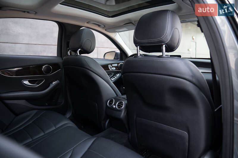 Седан Mercedes-Benz C-Class 2017 в Киеве фото 24 Седан Mercedes-Benz C-Class 2017 в Киеве
