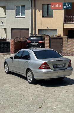Седан Mercedes-Benz C-Class 2002 в 