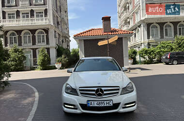 Седан Mercedes-Benz C-Class 2011 в 
