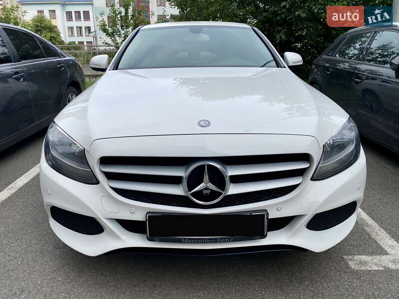Седан Mercedes-Benz C-Class 2015 в Киеве
