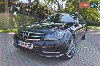 Універсал Mercedes-Benz C-Class 2012 в 