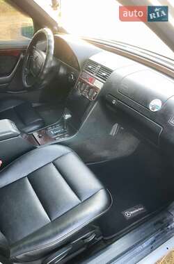 Седан Mercedes-Benz C-Class 1995 в 