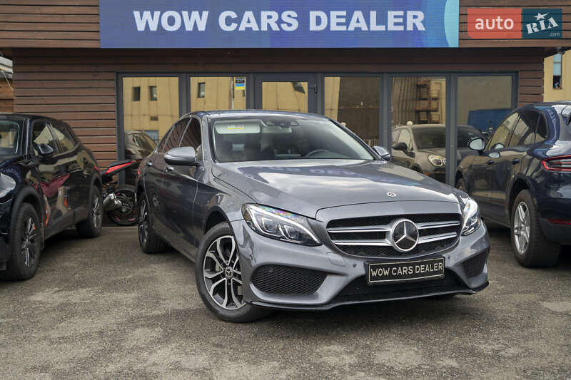 Седан Mercedes-Benz C-Class 2017 в 