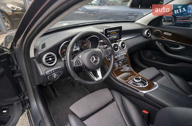 Седан Mercedes-Benz C-Class 2017 в 