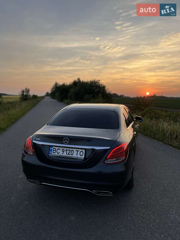 Седан Mercedes-Benz C-Class 2015 в 